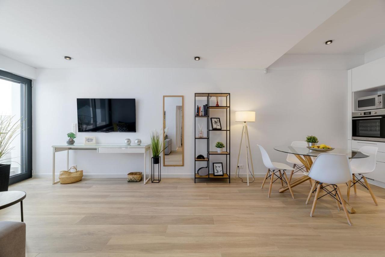 Pool Voula Apartment Close To Kavouri Beach By Cielo Homes 雅典 外观 照片